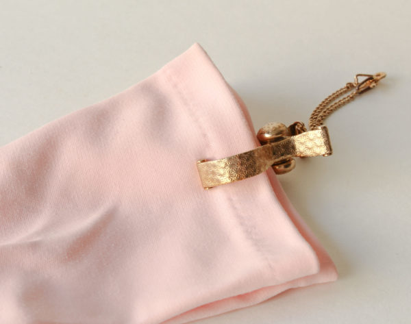 Vintage Glove Clip Holder for Ladies