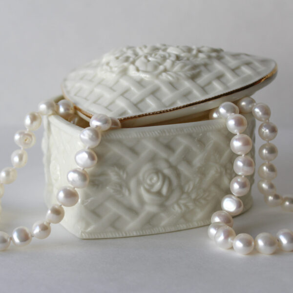 Porcelain Heart Shaped Jewelry Trinket Box