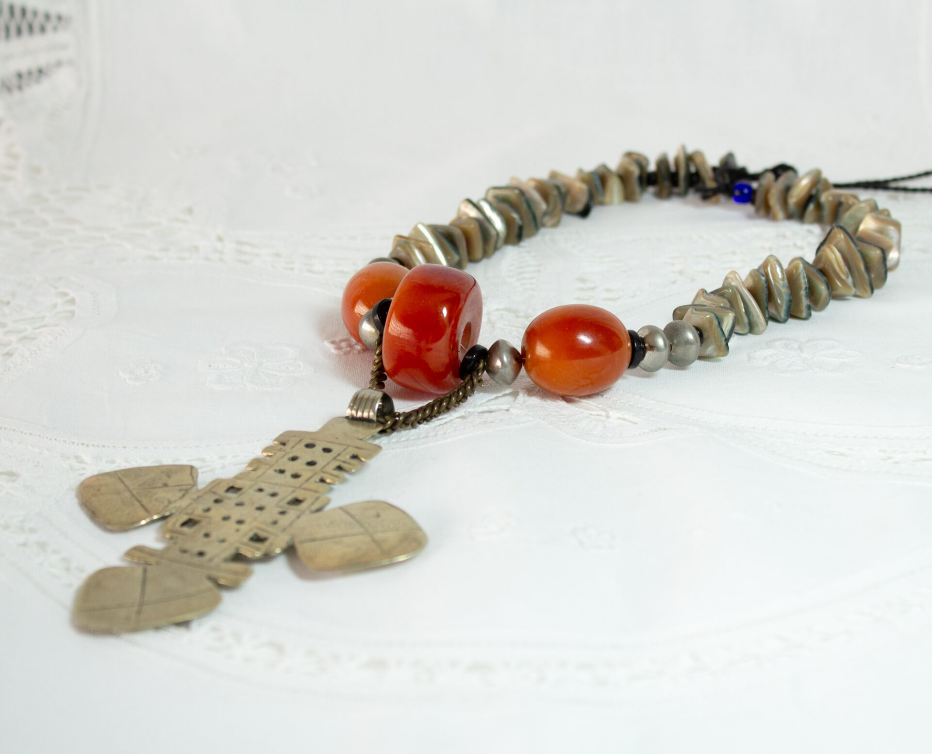 Vintage Chunky Cross Necklace Bakelite With Abalone Pieces