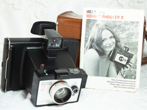 Polaroid Square Shooter 2 Vintage Land Camera