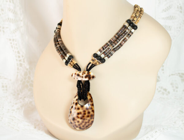 Shell And Bead Necklace Beach Jewelry
