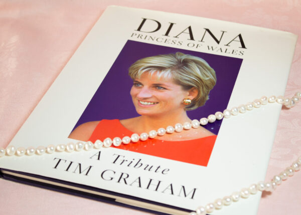 Diana Princess of Wales Hardcover Book A Tribute By Tim Graham