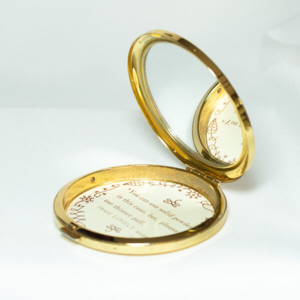 Vintage Mirror Compact Makeup Case