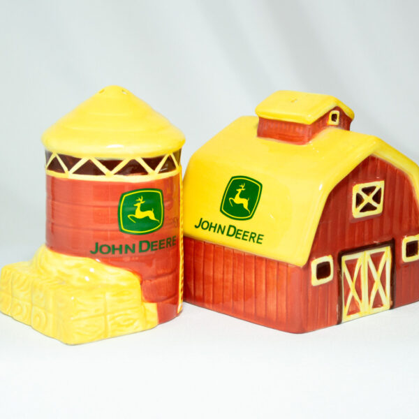 John Deere Salt And Pepper Shakers On The Farm