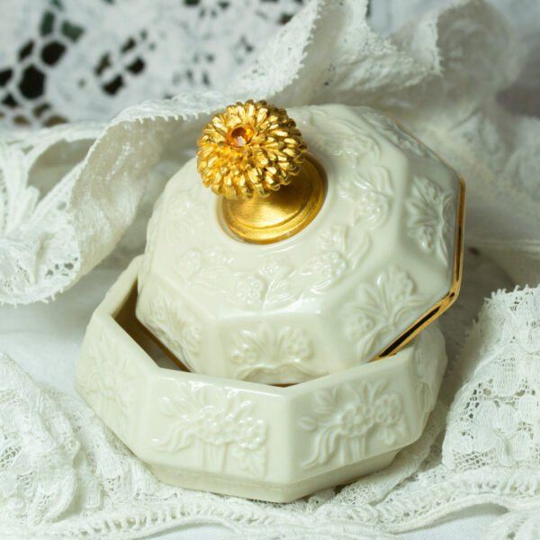 Lenox Birthstone Box November Topaz Gemstone Finial