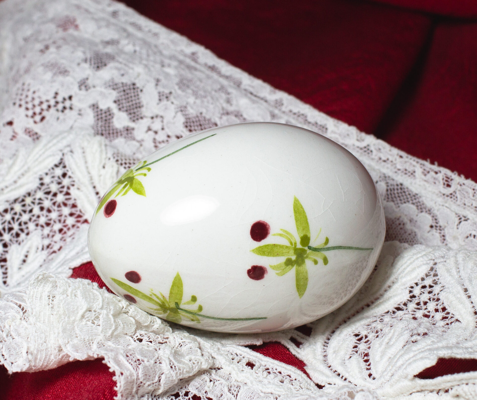 Hand-Painted Decorative Porcelain Egg Secla Portugal