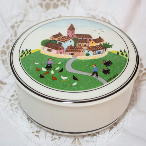 Villeroy & Boch Trinket Box Collectable Design Naif Village Scene