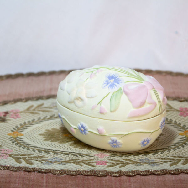 Bisque Egg Shaped Box With Raised Flowers