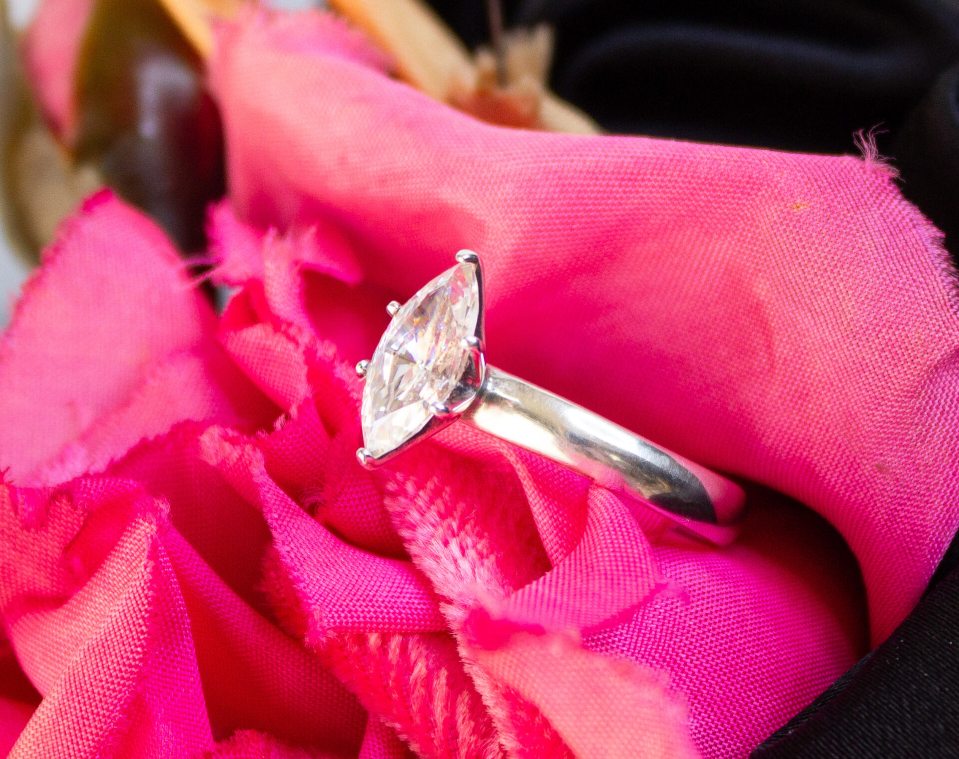 Vintage Sterling Cocktail Ring With CZ Gemstone US Size 8 1/2