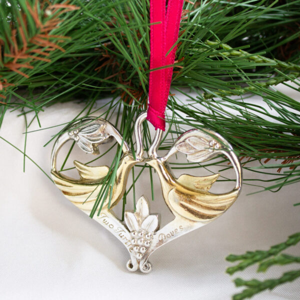 Gorham Two Turtle Doves Ornament