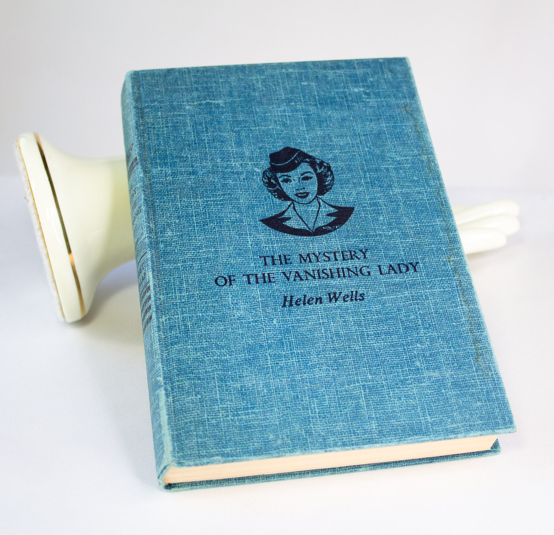 The Mystery Of The Vanishing Lady Vicki Barr Series 1954